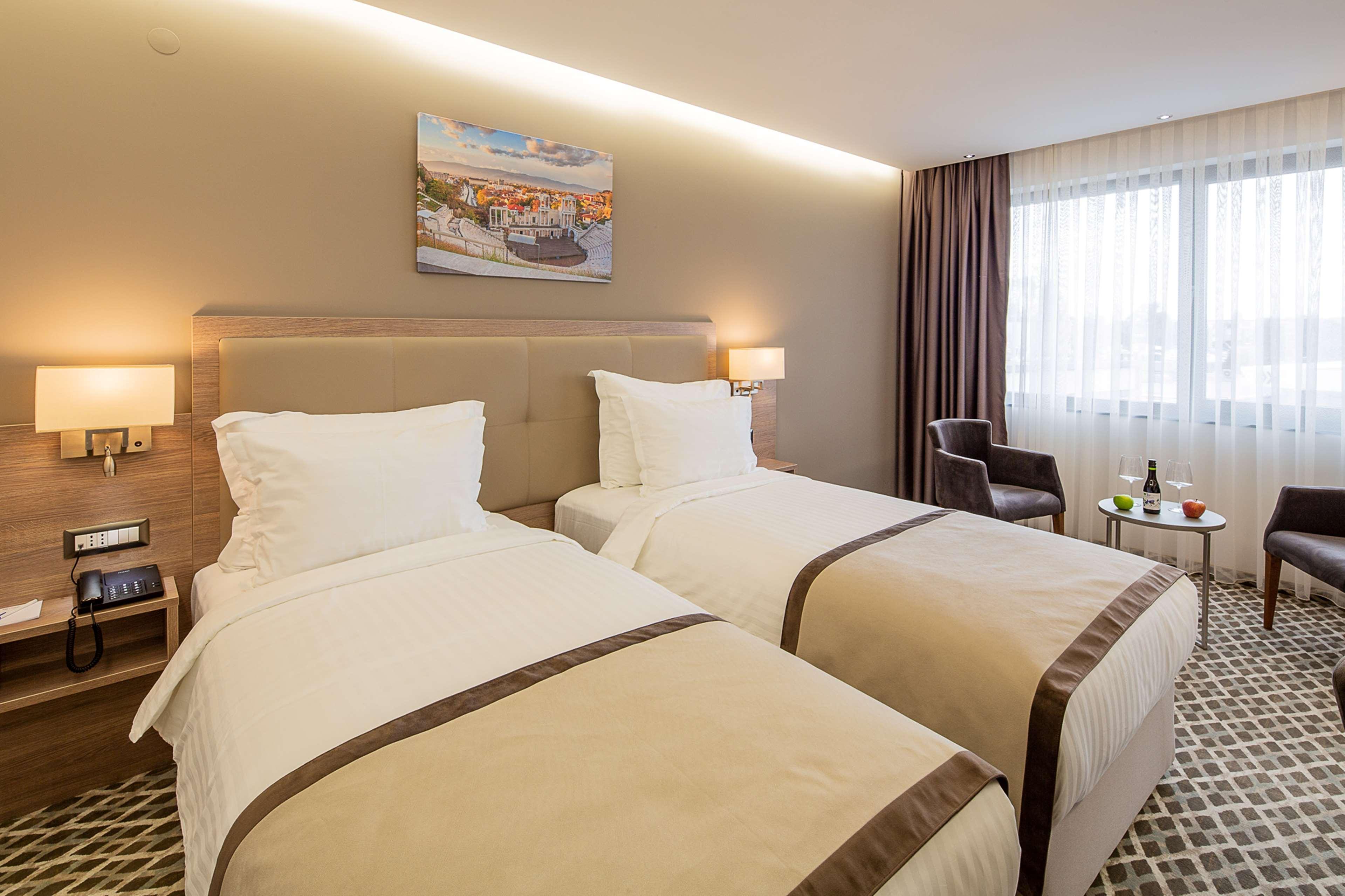 Best Western Premier Plovdiv Hills Экстерьер фото