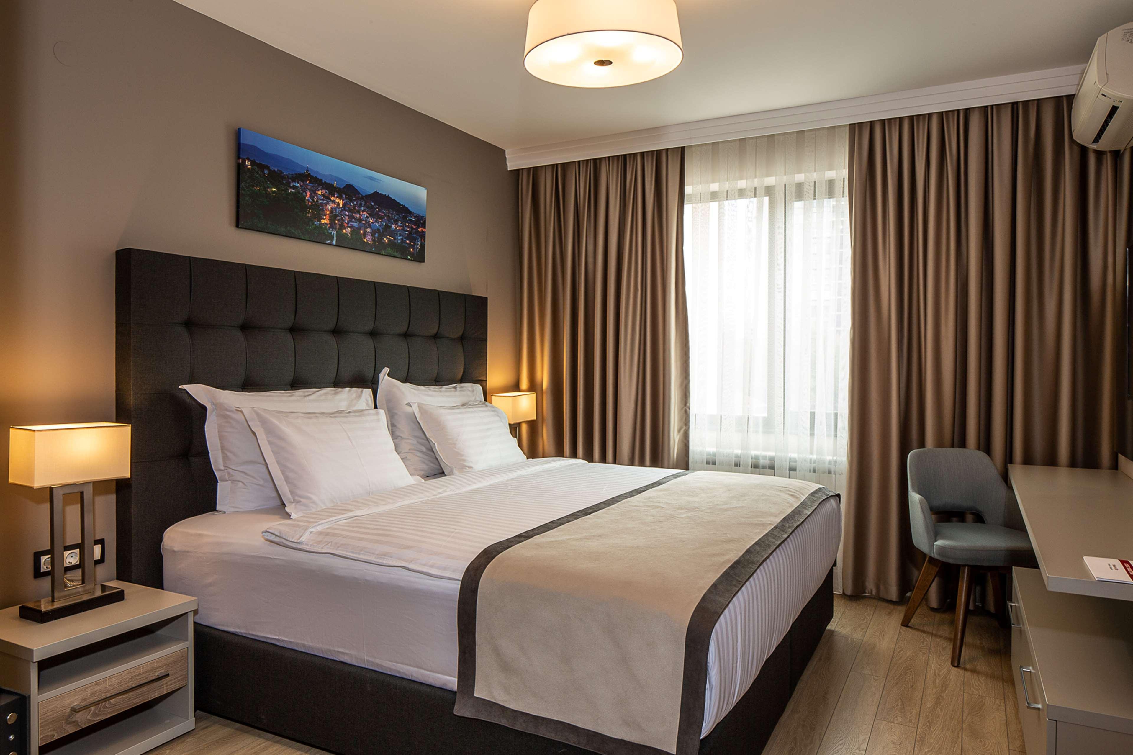 Best Western Premier Plovdiv Hills Экстерьер фото